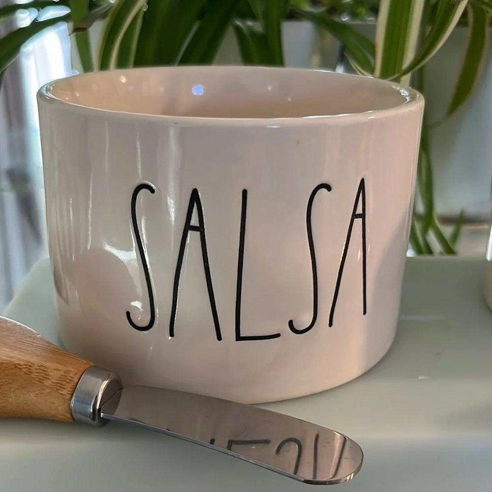 Rae Dunn Salsa and Guacamole 🥑 Stoneware Serving Bowls w/ wood handle spreaders
